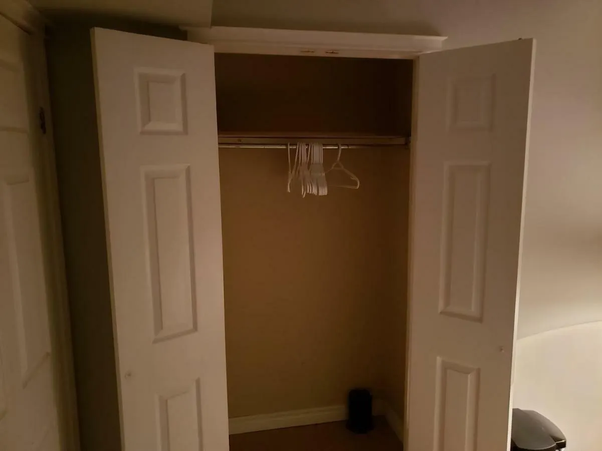 Private Room In Downtown Halifax 0*,